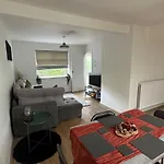 3 Bedroom House, Stones Throw From Smh Bristol