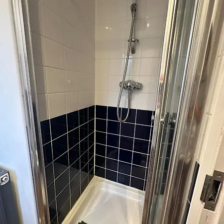 3 Bedroom House, Stones Throw From Smh Prázdninový dům Bristol